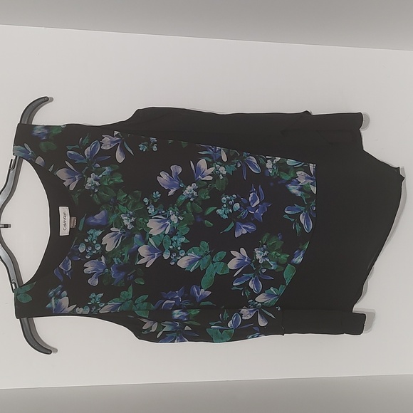 Calvin Klein Black Floral 3 Tiered Asymmetrical Flowy Tank Top sz Medium - Picture 2 of 8